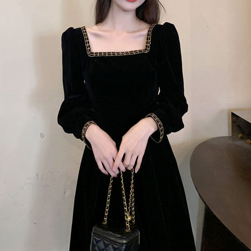 French Style Phnom Penh Square Collar Velvet Dress Women's Autumn and Winter Vintage Hepburn Style Inner Evening Dress A- line Long Dress