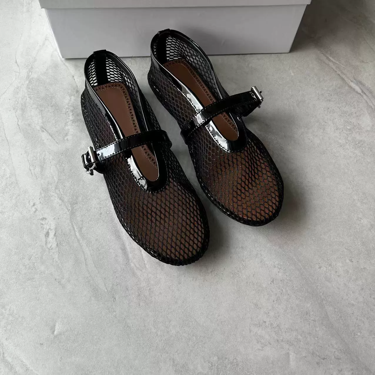 2025 весна и лето новые сетчатые пуговицы балетные туфли с круглой головкой плоское дно