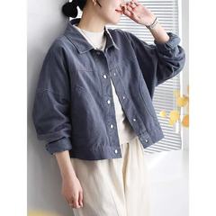 春の新型の綿のコートの女性は襟をひっくり返してカジュアルになります。