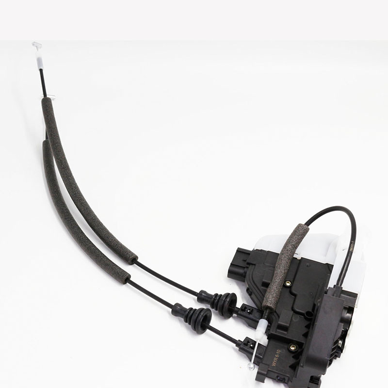 813102W010 is suitable for Hyundai Santa Fe DM 13-19 left front door lock actuator
