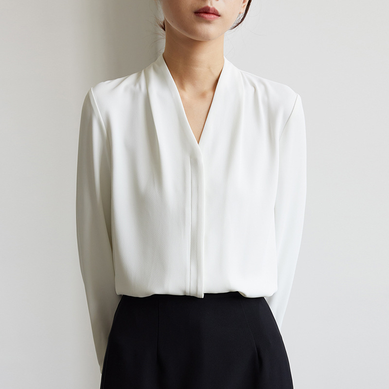 White V-neck Satin Blouse Commuting Formal Top Design Sense Unconventional Professional Dress Shirt Women High-end