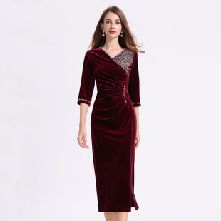 Shenzhen brand high-end wedding banquet middle-aged dress to attend the wedding happy mother-in-law mother-in-law dress autumn and winter velvet dress women