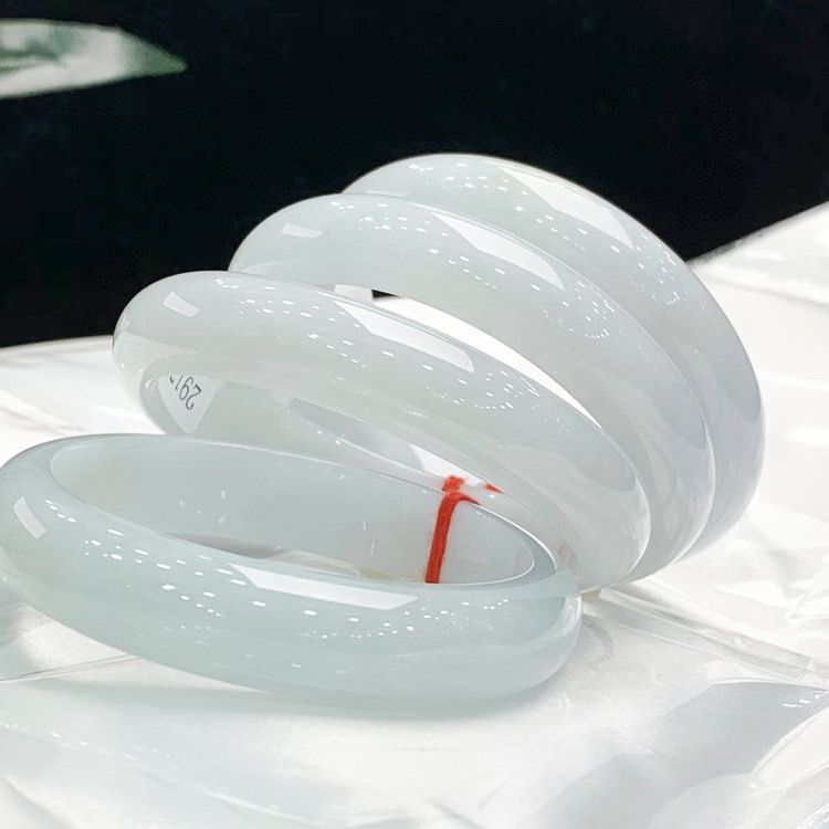 Vòng tay ngọc bích ánh trăng trắng Miến Điện tự nhiên băng trơn phong cách Trung Quốc chi tiết 4