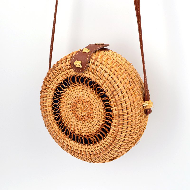 Bolsa de ratán, mini bolsa diagonal, canasta de bosque, bolsa redonda tejida de arte retro, bolsa de hebilla de cubo de vacaciones