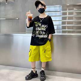 男童夏装套装2026新款大童夏季薄款男孩休闲宽松短袖儿童痞帅上衣