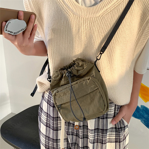 ins Korean version trendy new small shoulder bag fashion niche crossbody bag casual drawstring pleated mobile phone bag