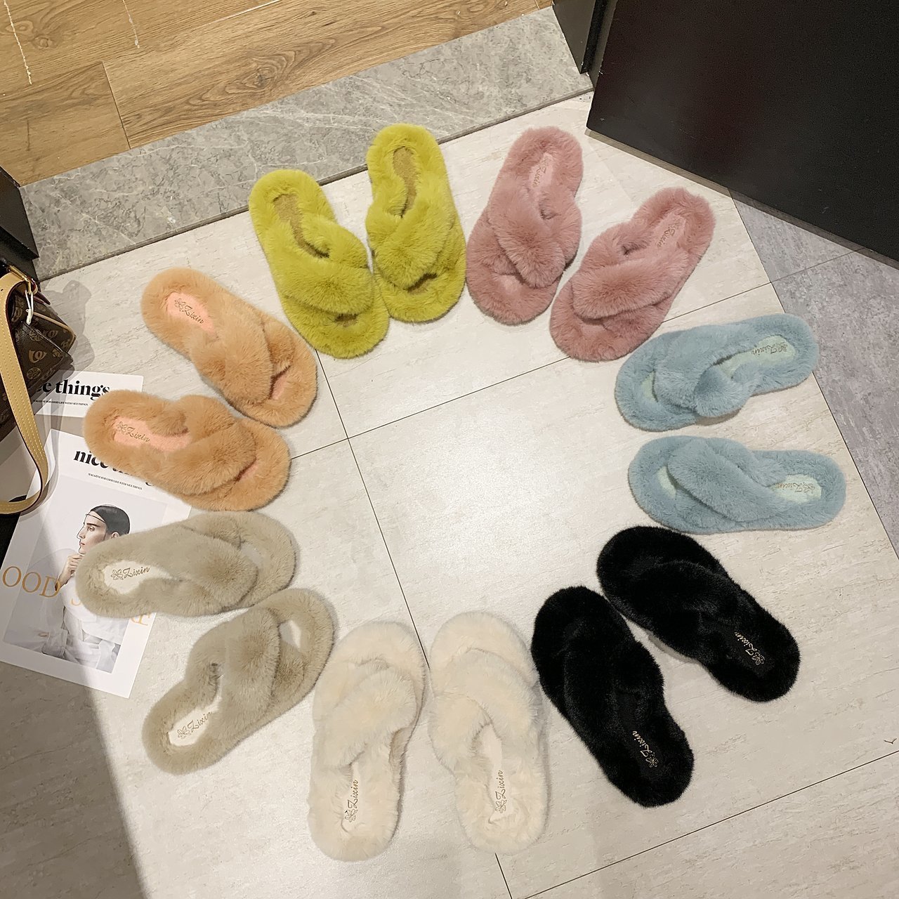 交叉新款爆款发TK亚马逊拖鞋平底绒面跨境秋季代棉外穿女