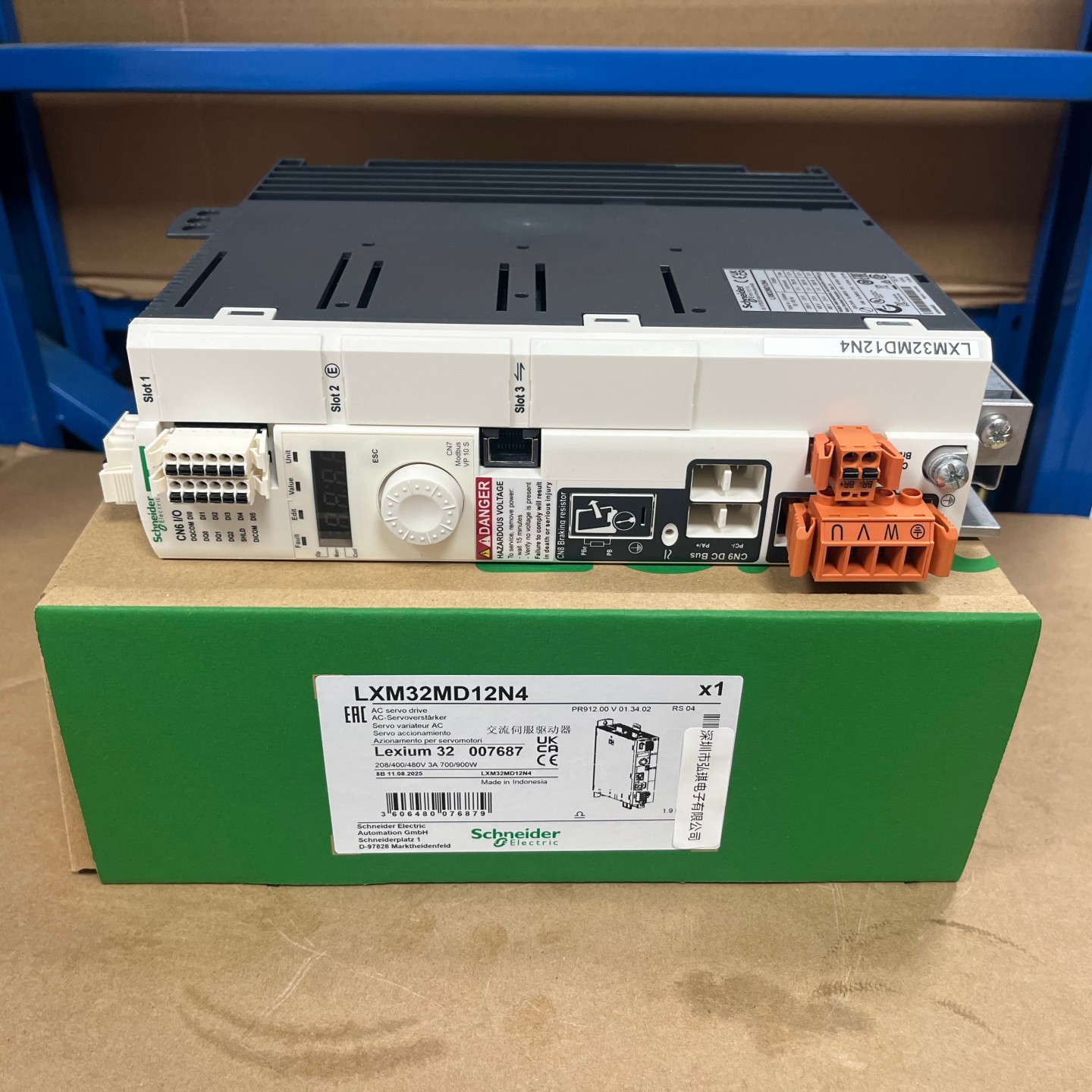 LXM32MD12N4交流伺服驱动器LXM32MD30N4