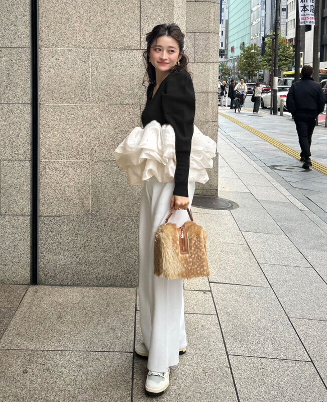 实拍跨境东南亚韩国东大门2025秋设计感芭蕾灯芯绒长袖T恤娃娃衫|undefined