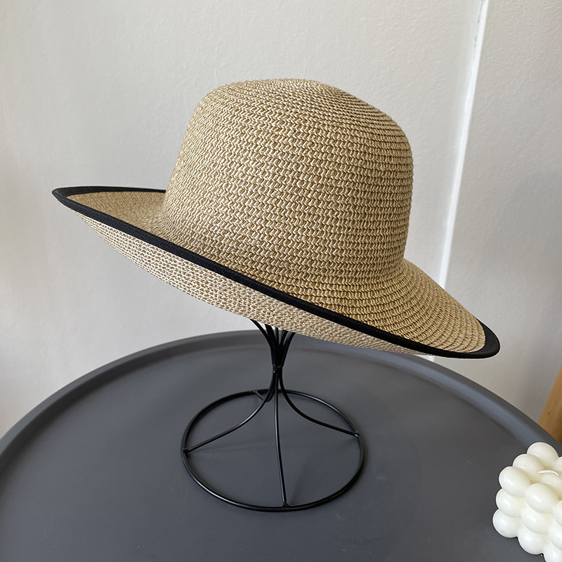 Spring and summer straw hat for women