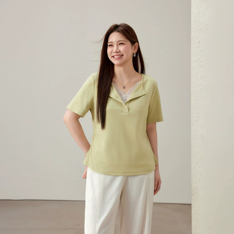 [модное кружевное сращивание, легкая и зрелая, универсальная футболка] Тонкая и яркая женская одежда больших размеров для полных мм, новый летний стиль 2025 года