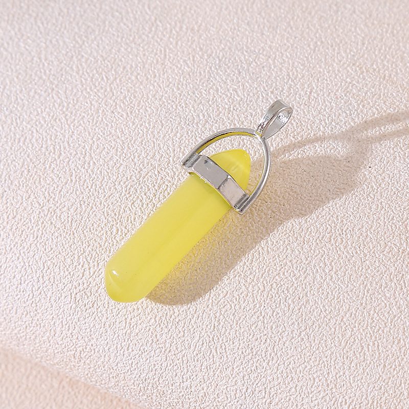 Venta caliente transfronteriza piedra natural amatista cristal rosa colgante de columna hexagonal collar de bala de doble punta colgante único al por mayor