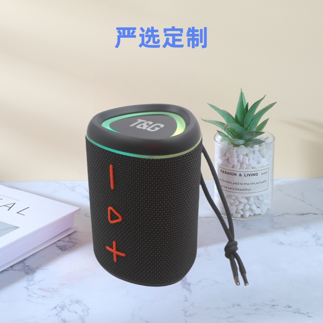 짙은 회색