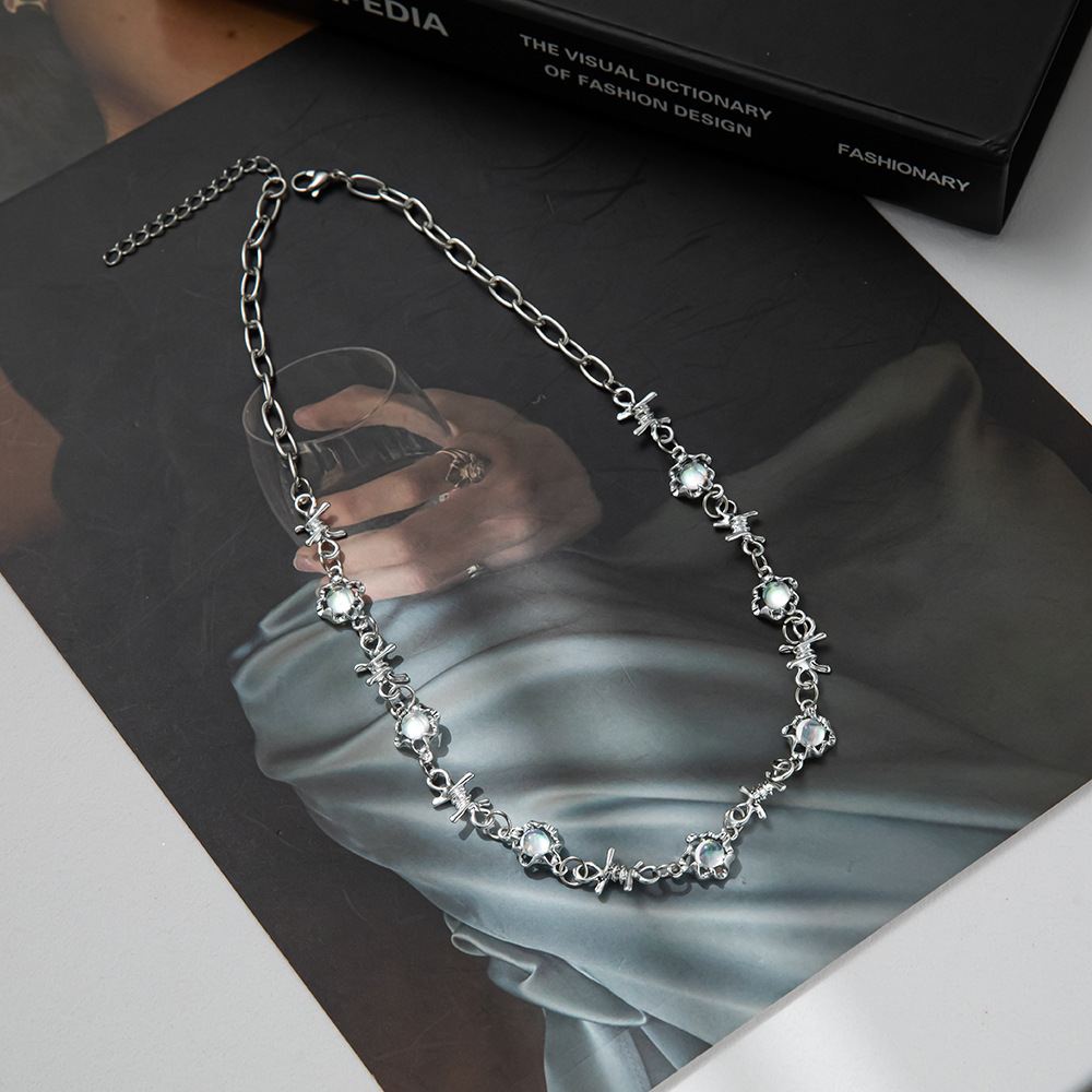 1 Piece Fashion Geometric Alloy Moonstone Womenu0027S Necklace