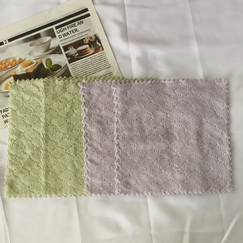 Thickened Coral Velvet Rag, Strong Water Absorption, Decontamination and Cleaning, Special Small Square Towel, Soft Table Wiping, Kitchen Manufacturer Wholesale