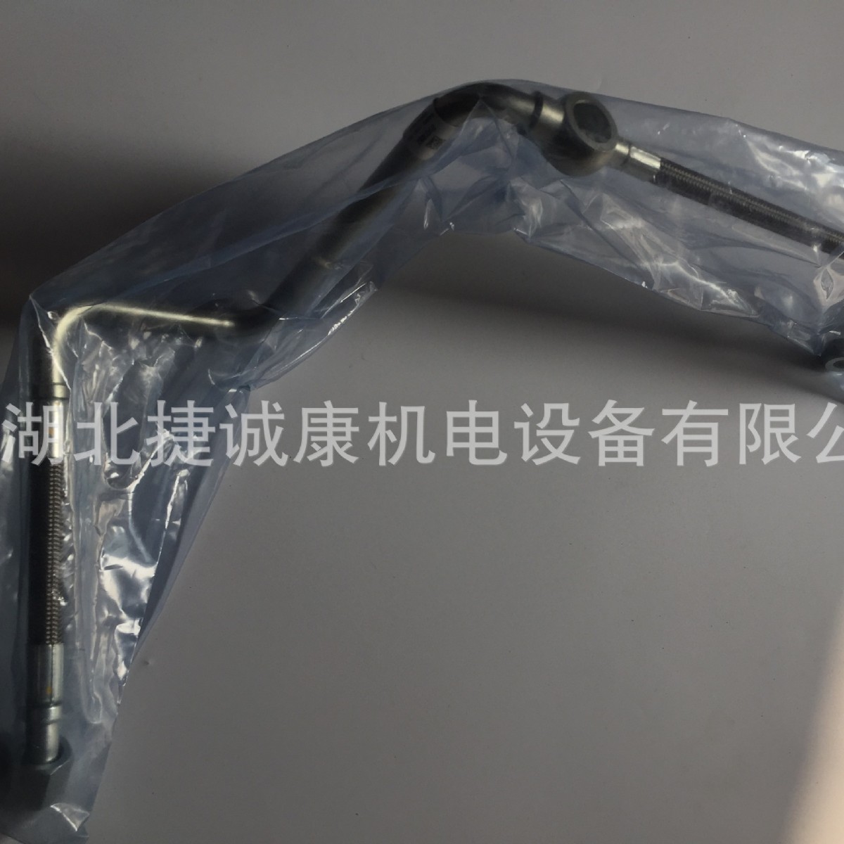 康明斯工程机械发电机组QSX QSZ 涡轮增压器冷却液供应管 4318952