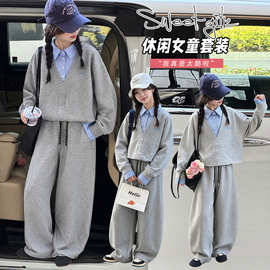女童秋装套装2026新款女大童时髦拼接衬衫领假两件运动宽松两件套