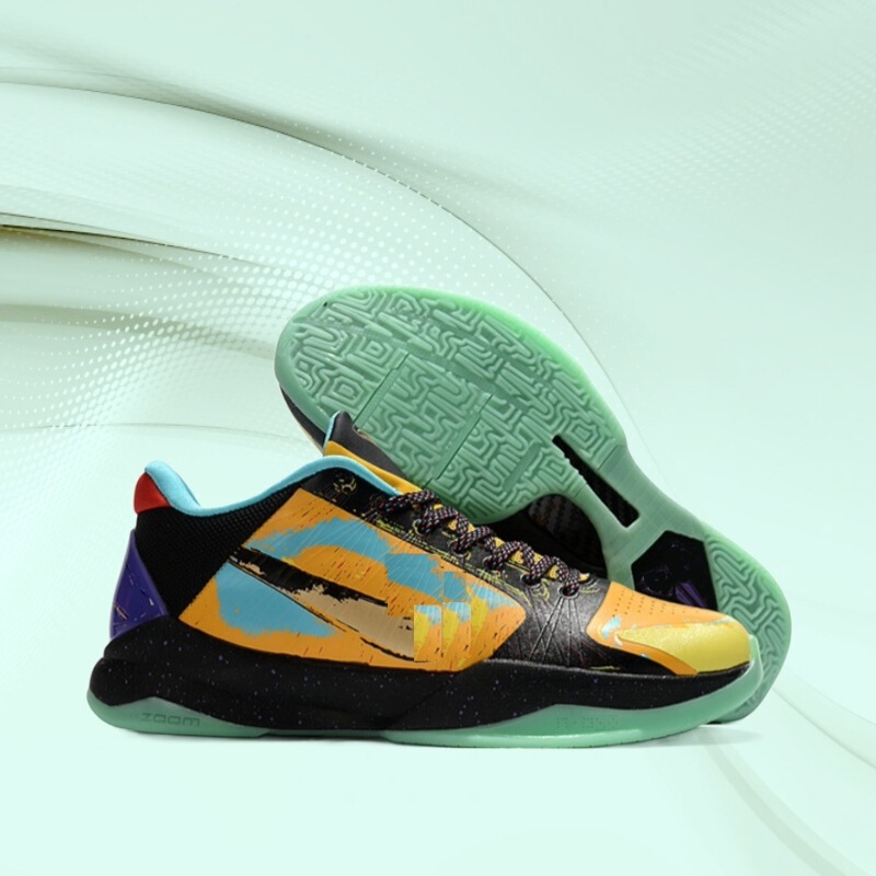 Kobe Bryant's Classic Basketball Shoes Year of the Snake Commemorative Black Mamba Practical Sports Shoes Wear-Resistant and Non-Slip Youth Men's and Women's Shoes