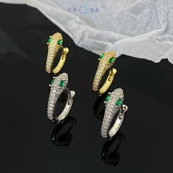 Micro-Inlaid Zircon Snake-Shaped Hoop Earrings for Men, Light Luxury and High-End Earrings for Women, Versatile and Unique Accessories from Amazon