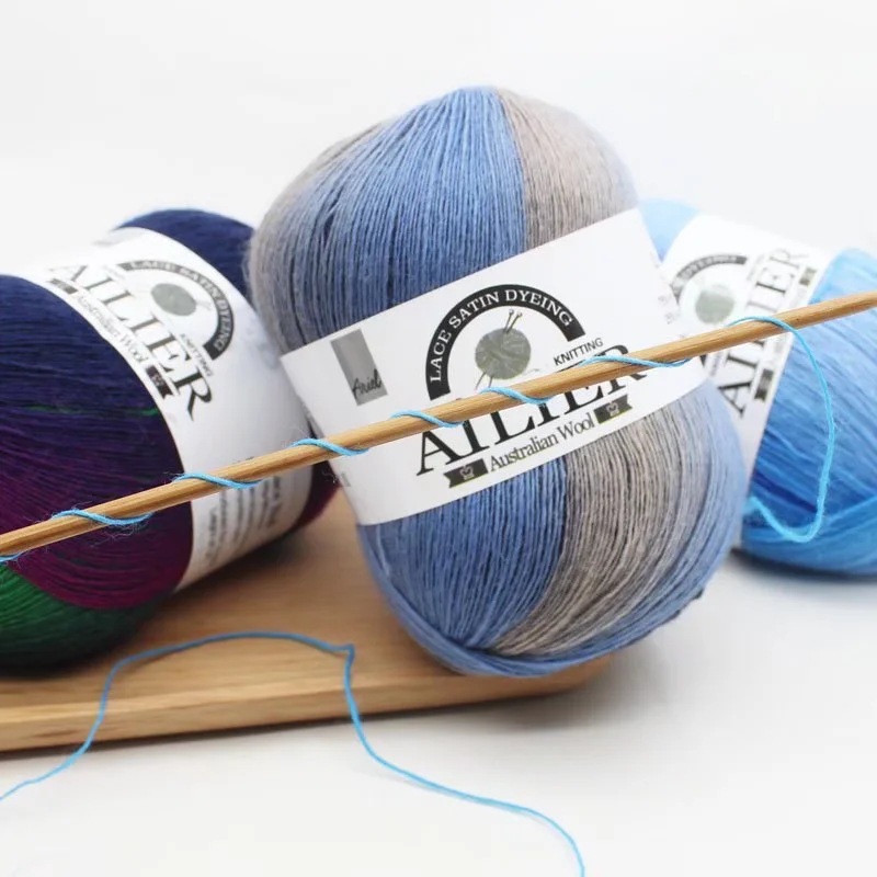 羊毛段染渐变色中细钩勾针手编织羊毛线蕾丝披肩围巾批发