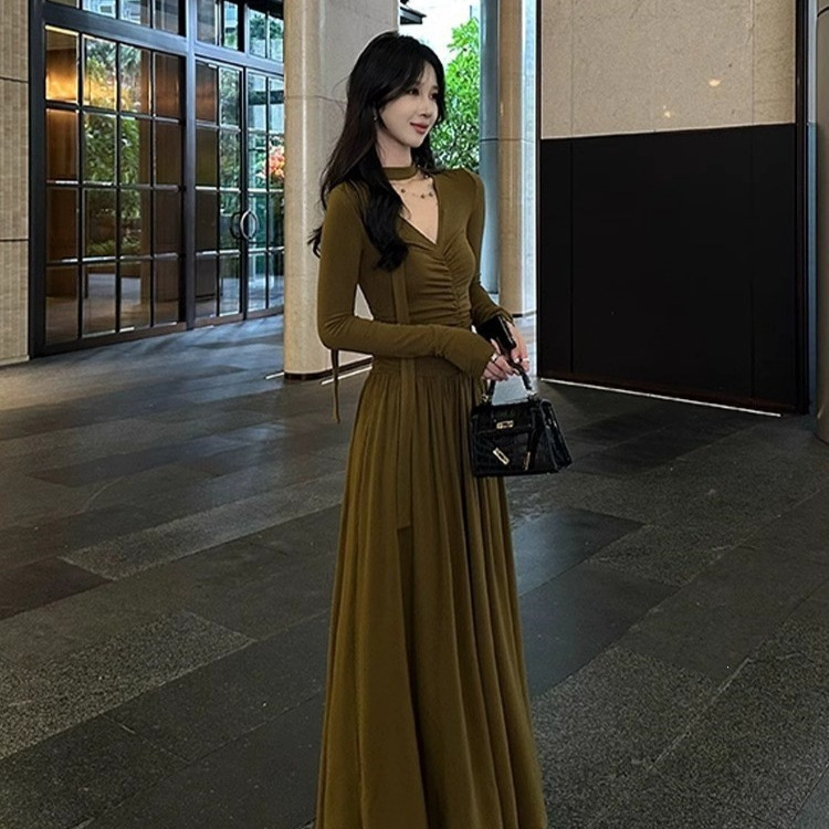 Unique design women's dress, pleated and with flowing ribbons, autumn slim-fit A-line long dress for women