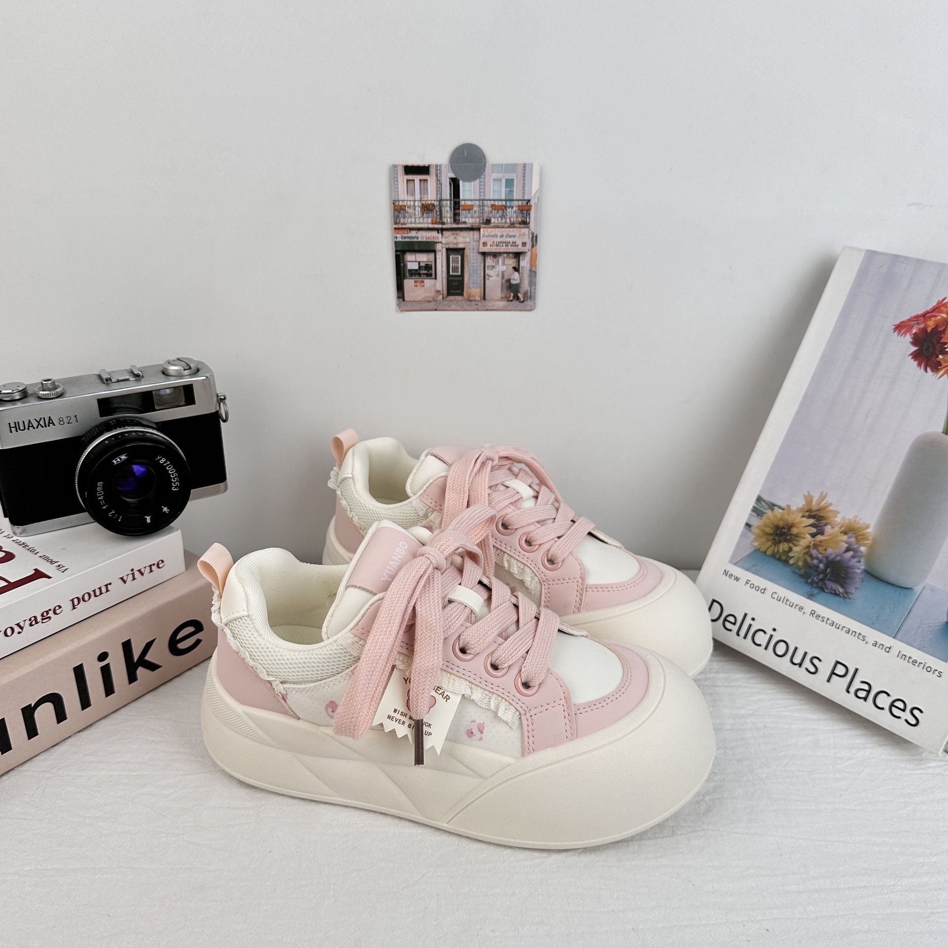 Yuanbo feo y lindo zapatos de pan de cabeza grande mujer 2025 verano casual todo-fósforo oso estampado plataforma elevador zapatos de tabla