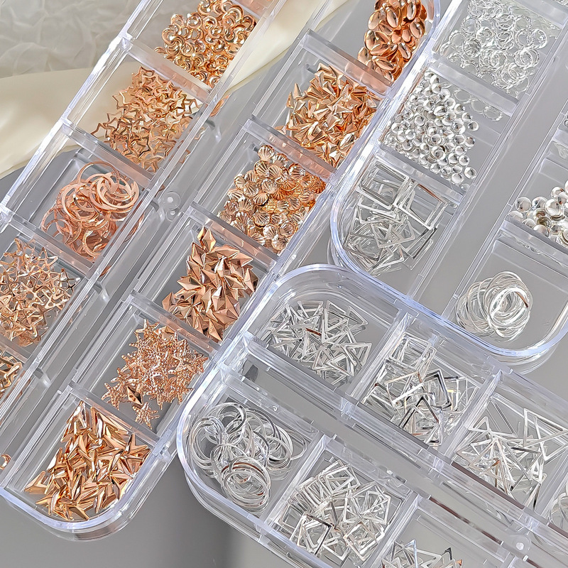 Nail Art 12 Metal Rivet Jewelry Star Moon Gold Strip Nail Decoration Hollow Copper Circle Gold Jewelry Set Box Nail Art 12 Metal Rivet Jewelry Star Moon Gold Strip Nail Decoration Hollow Copper Circle Gold Jewelry Set Box