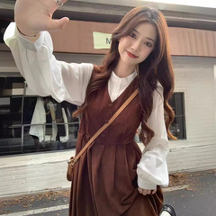 初秋ドレスサスペンダーツーピース和風カレッジスタイルスーツスカート女性の秋冬2025新しいロングスカート