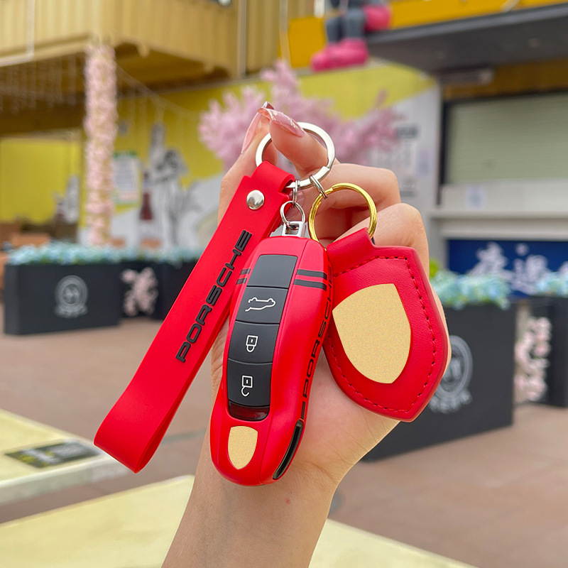 A형 트랙 레드에는 프리 쉴드 + 열쇠고리가 함께 제공됩니다.