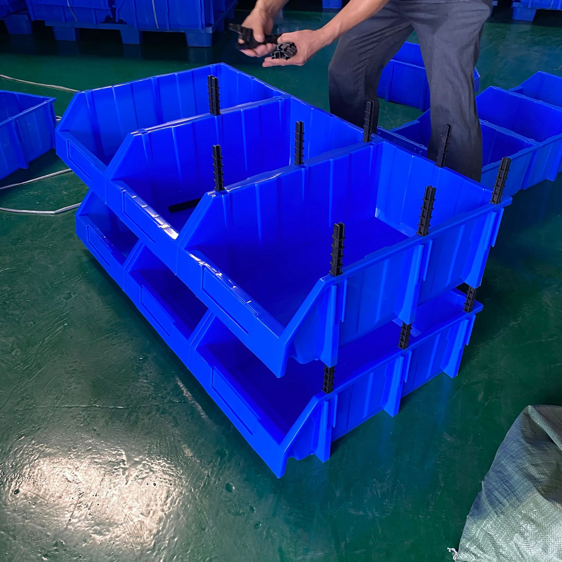 厂家现货加厚A7斜口框 组合式零件筐 五金汽车零配件收纳箱