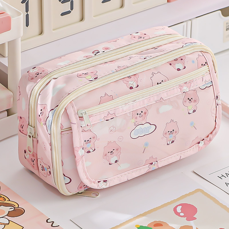 パンダは新型の雪の子猫をひっくり返して透明に蓋をします。|undefined