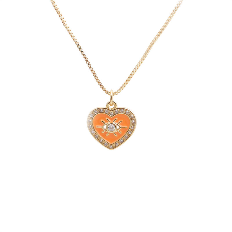 Nihaojewelry Fashion Heart Eye Pendant Necklace Wholesale Jewelry display picture 7