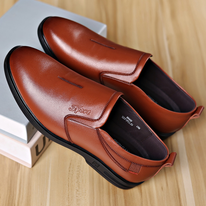 新款头层牛皮男士休闲单鞋抖音货源真皮男鞋软面中老年爸爸鞋批发
