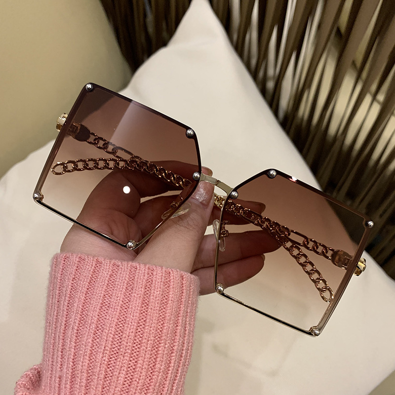 New Fashion Style Korea Chain Hollow Big Box Sunglasses display picture 3