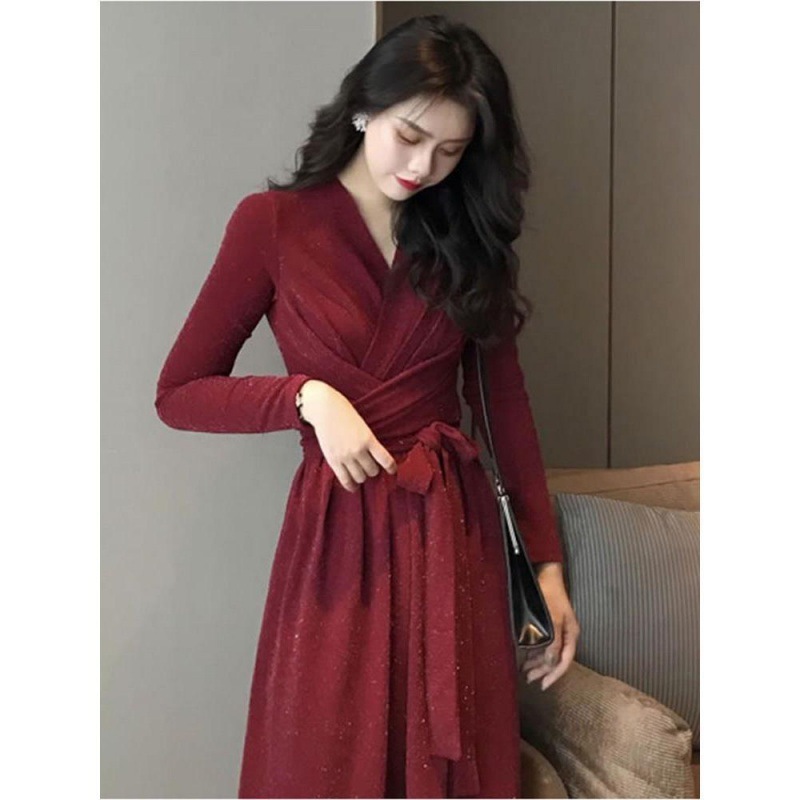 春秋の新しい気質の赤いワンピースは腰の小さいドレスの赤いスカートの赤い宴会の服の名媛のワンピースを収めます。|undefined