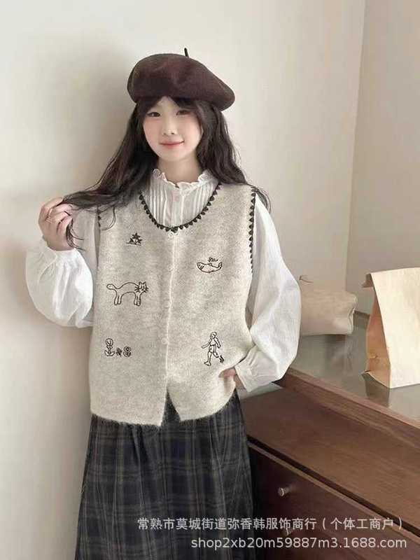圆领单束花刺绣马甲开衫女春秋新款宽松无袖上衣|undefined
