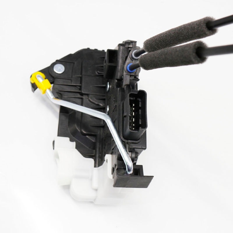 813101M040 is suitable for the left front door lock actuator of Kia and Ford models from 2010-2014