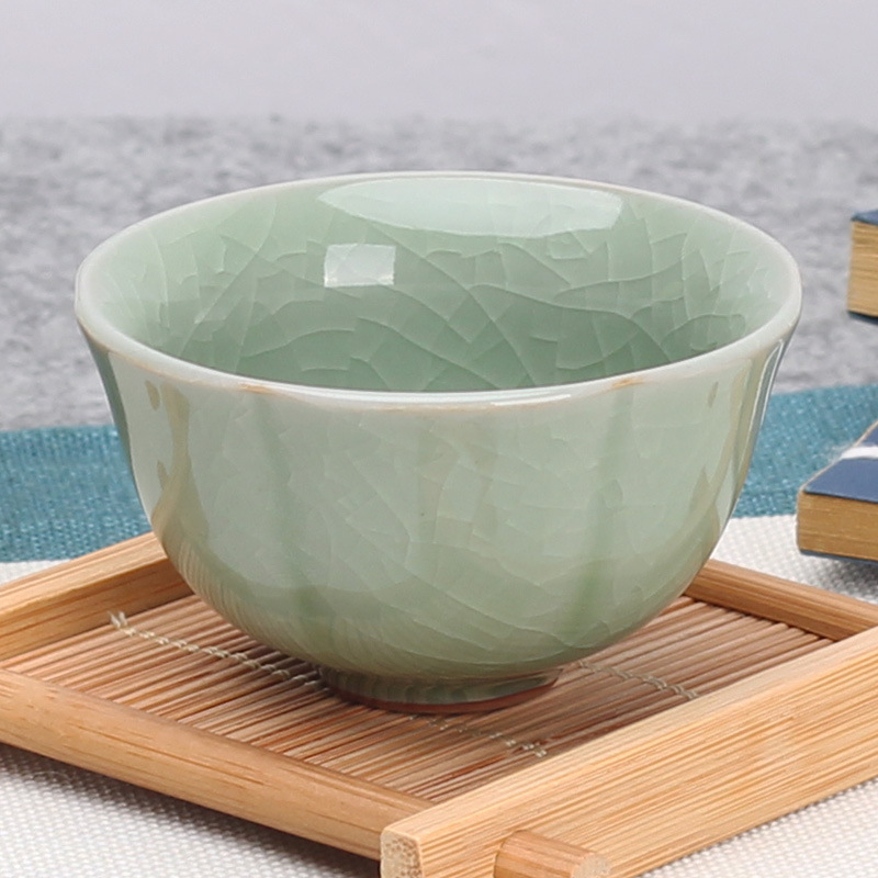 단일 찻잔 - 게야오 매화