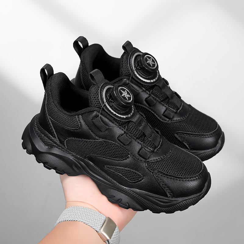 Zapatos respirables de malla para niños niños 2025 primavera y otoño nuevos zapatos deportivos para niños botones de escuela zapatos deportivos para niños