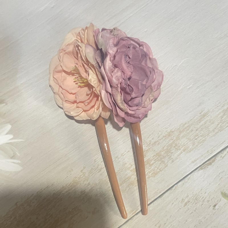 Pastoral U Shape Plastic Resin Flowers Hairpin 1 Piece display picture 5