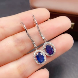 宝石手饰;宝石项饰;宝石耳饰