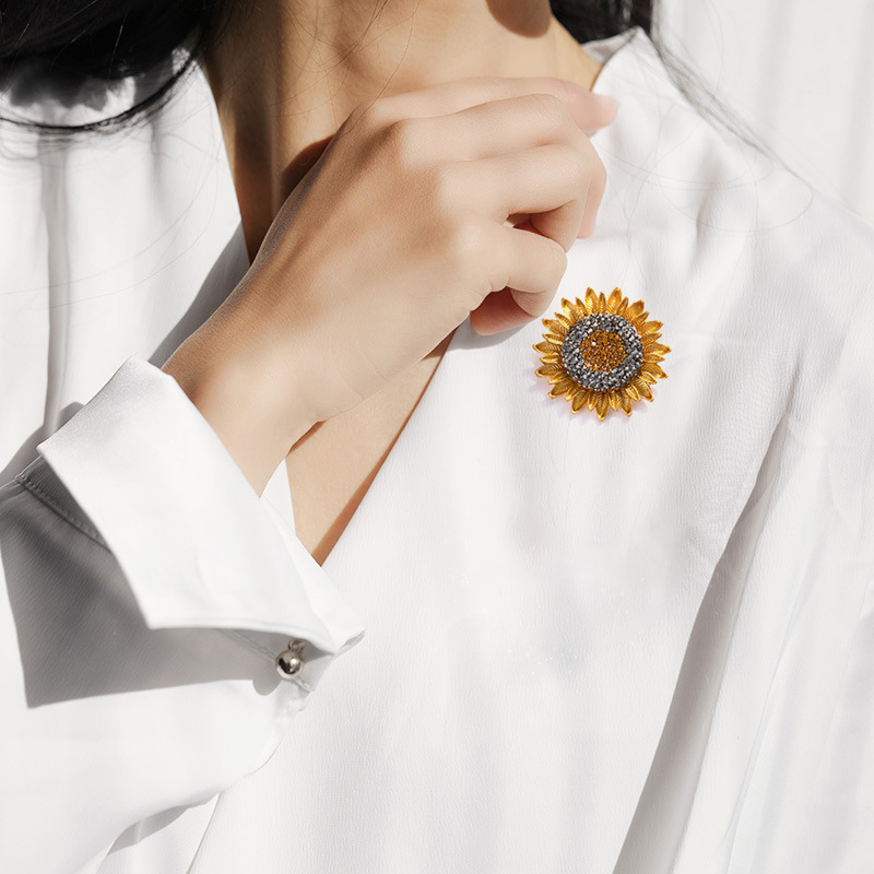 Van Gogh sunflower brooch, high-end full diamond retro sunflower pin, artistic accessories gift_voghion.com