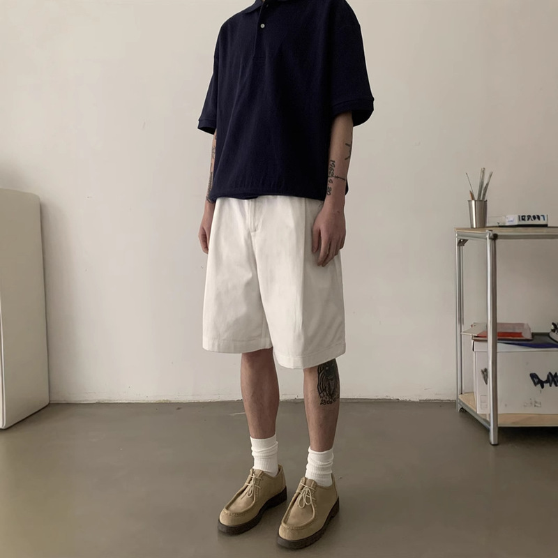 Japanese Retro Simple Solid Color Double Pleated Casual Shorts for Men and Women Summer Commuting Old Money Style Loose Sports Shorts