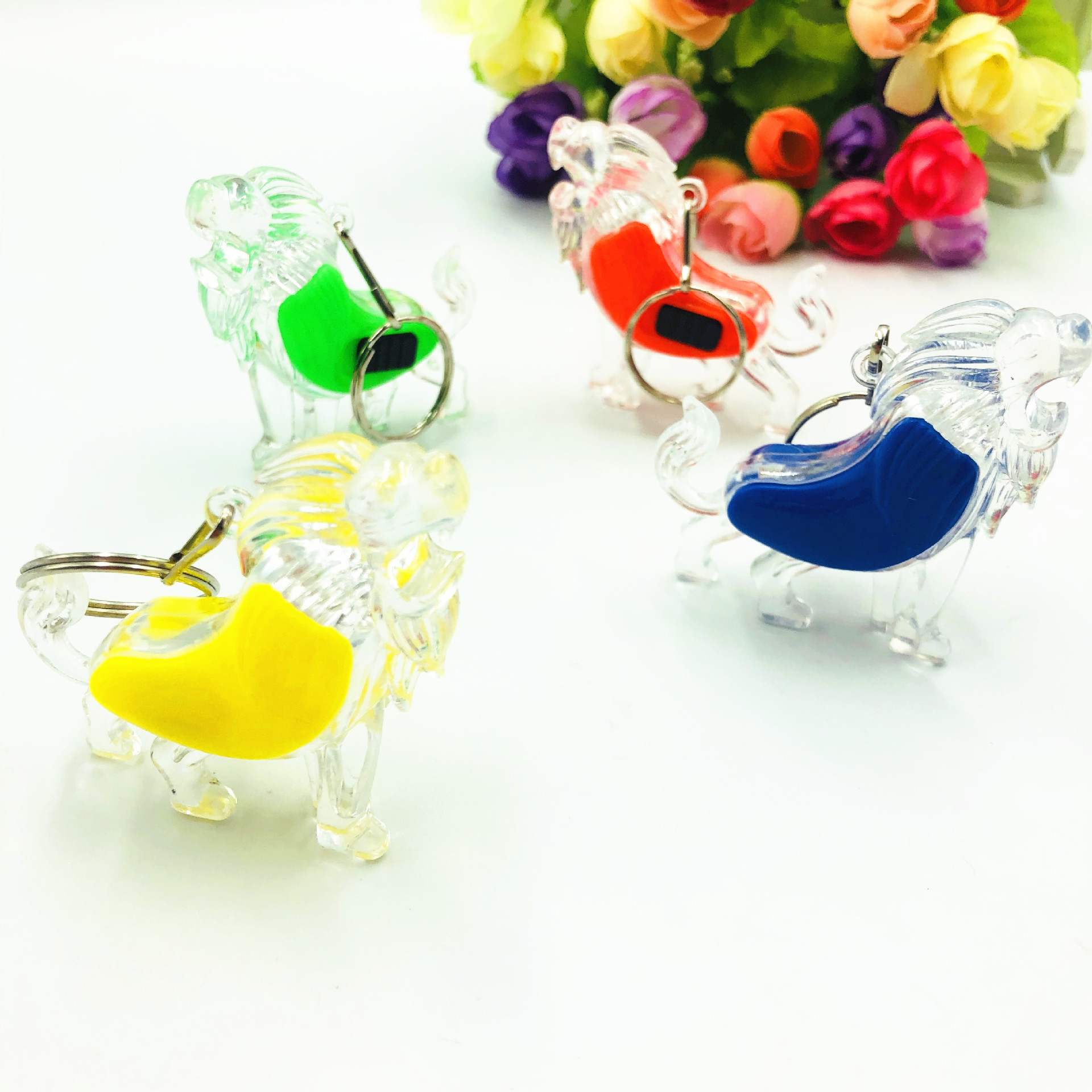 León luminoso transfronterizo LED llavero colgante creativo juguete luminoso para niños un yuan pequeño regalo logotipo imprimible