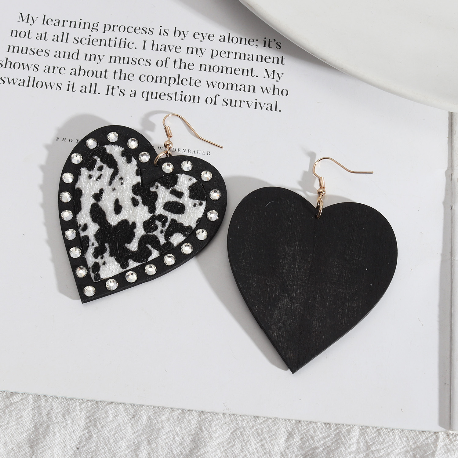 1 Pair Exaggerated Heart Shape Wood Inlay Rhinestones Women's Drop Earrings display picture 4