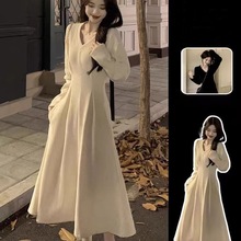 法式感长袖连衣裙子女秋冬季2025新款气质绝美超好看收腰长裙