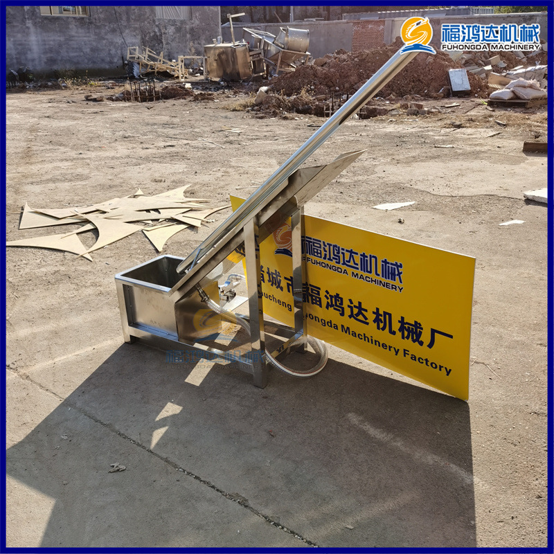 脚踏控制出水的猪大肠翻肠机 洗大肠机器 清洗干净的洗肠机