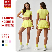 �٤�������¾W�����bŮ�羳�A�I�٤�����b�����\�Ӽ�ɫ�\�����b