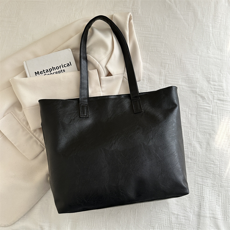 Bolsa de hombro casual para mujeres 2024 nueva moda para el trabajo en clase, bolsas de ocio de viaje, gran capacidad, bolsas de gran tamaño simples