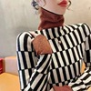 Contrast casual striped knit top for women's inner wear